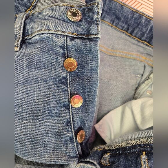 H&M High Waist Bermuda Jean Shorts Sz 8 - Picture 3 of 6